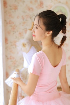 厨房里大战贵妇